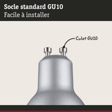 Gros plan sur une douille de lampe GU10 en métal argenté, composant d'éclairage facile à installer