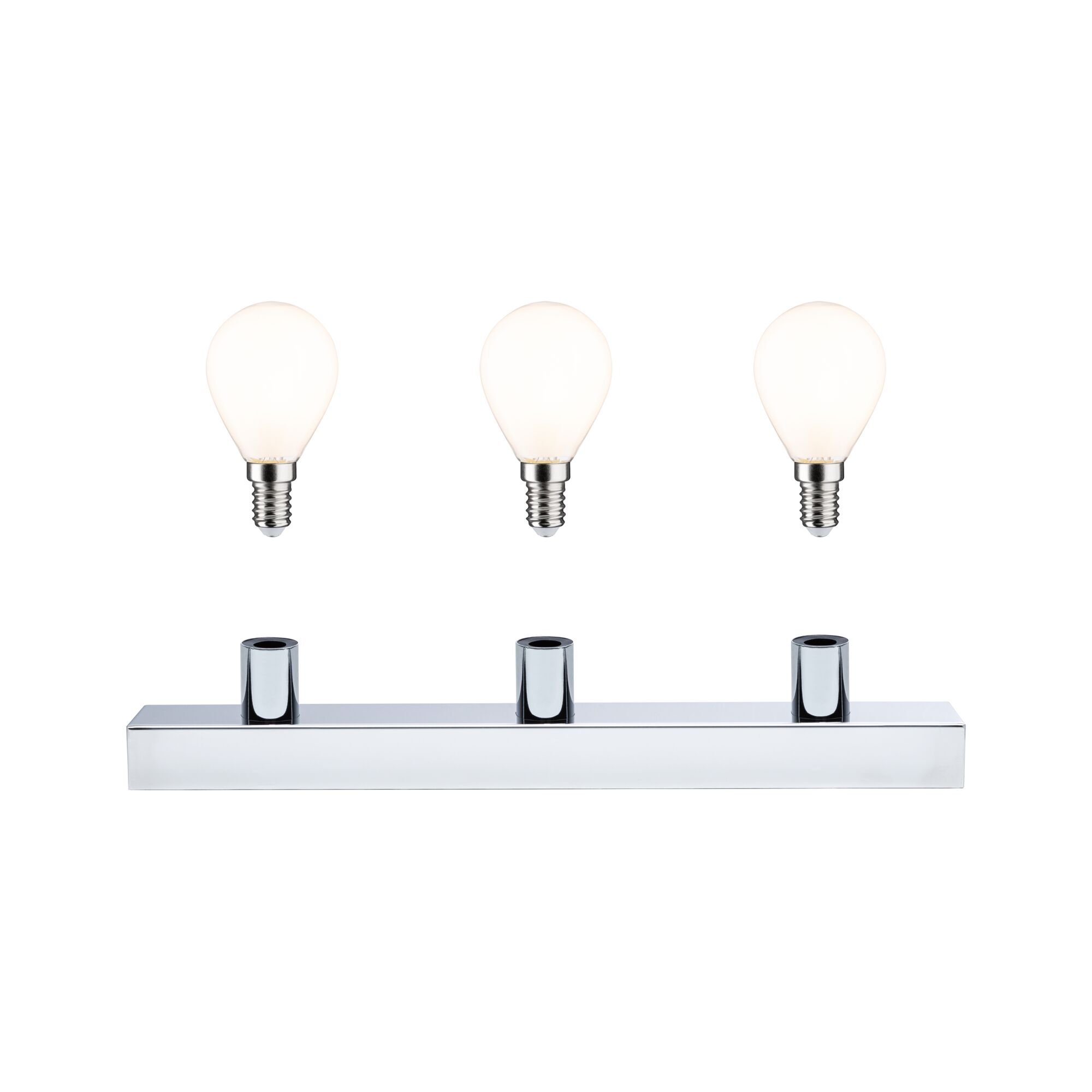 Plafonnier LED chromé avec trois douilles et ampoules blanc chaud pour un éclairage moderne