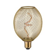 Guld LED-pære med spiralformet filament og dekorativt metalnet til elegant belysning