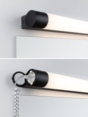 Schwarze LED-Wandleuchte mit opalem Diffusor und integriertem Steckdosenanschluss für Badspiegelbeleuchtung