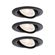 Drei schwarze Einbaustrahler aus Metall mit verstellbarem Spot und warmweißem Licht für Innenräume