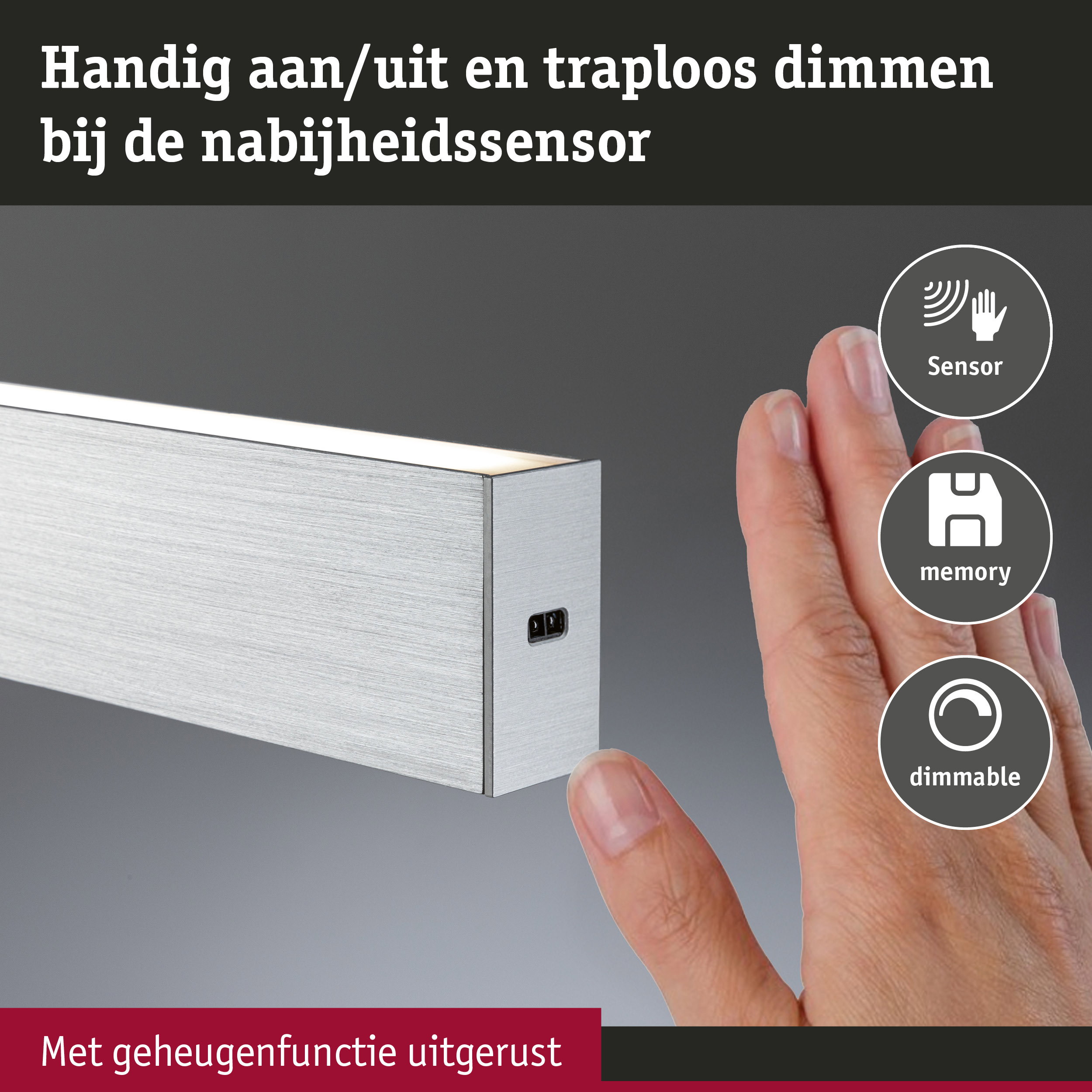 Zilverkleurige aluminium wandlamp met sensor en geheugenfunctie, dimbaar voor moderne binnenverlichting