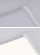Close-up van witte vierkante plafondlamp met matte rand en diffuse afdekking voor binnenverlichting