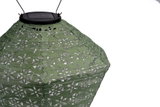 Groene stoffen solar lantaarn kap met bloemenpatroon voor buitenverlichting en tuindecoratie
