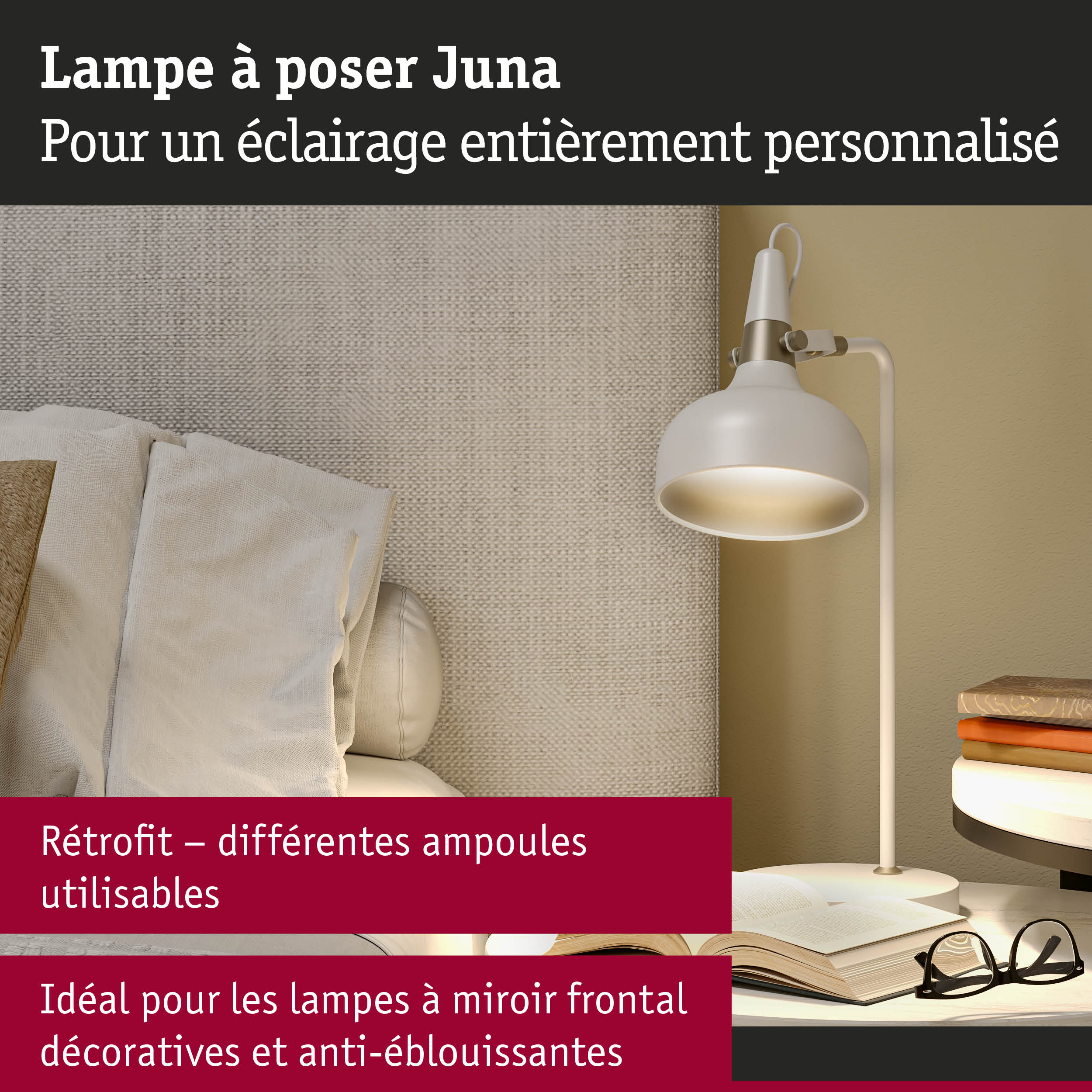 Lampe à poser Juna blanche en métal avec lumière chaude près d'un canapé et des livres