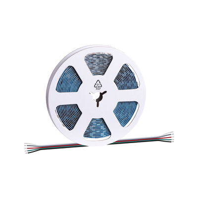 Rolle mit blauem LED-Streifenlicht und mehrfarbigen Anschlusskabeln für flexible Beleuchtungslösungen.