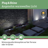 Außenbeleuchtung mit warmweißem Licht für Terrasse und Garten schafft stimmungsvolle Atmosphäre.