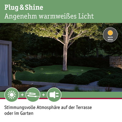 Warmweißes Plug & Shine LED-Gartenlicht beleuchtet Baum und Terrasse für stimmungsvolle Atmosphäre