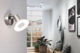 Moderne LED-wandspot van geborsteld zilverkleurig metaal voor sfeerverlichting thuis