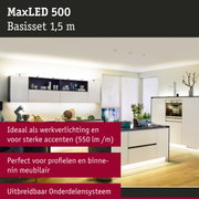 Moderne witte keuken met MaxLED 500 LED-verlichting ideaal voor werk- en accentverlichting