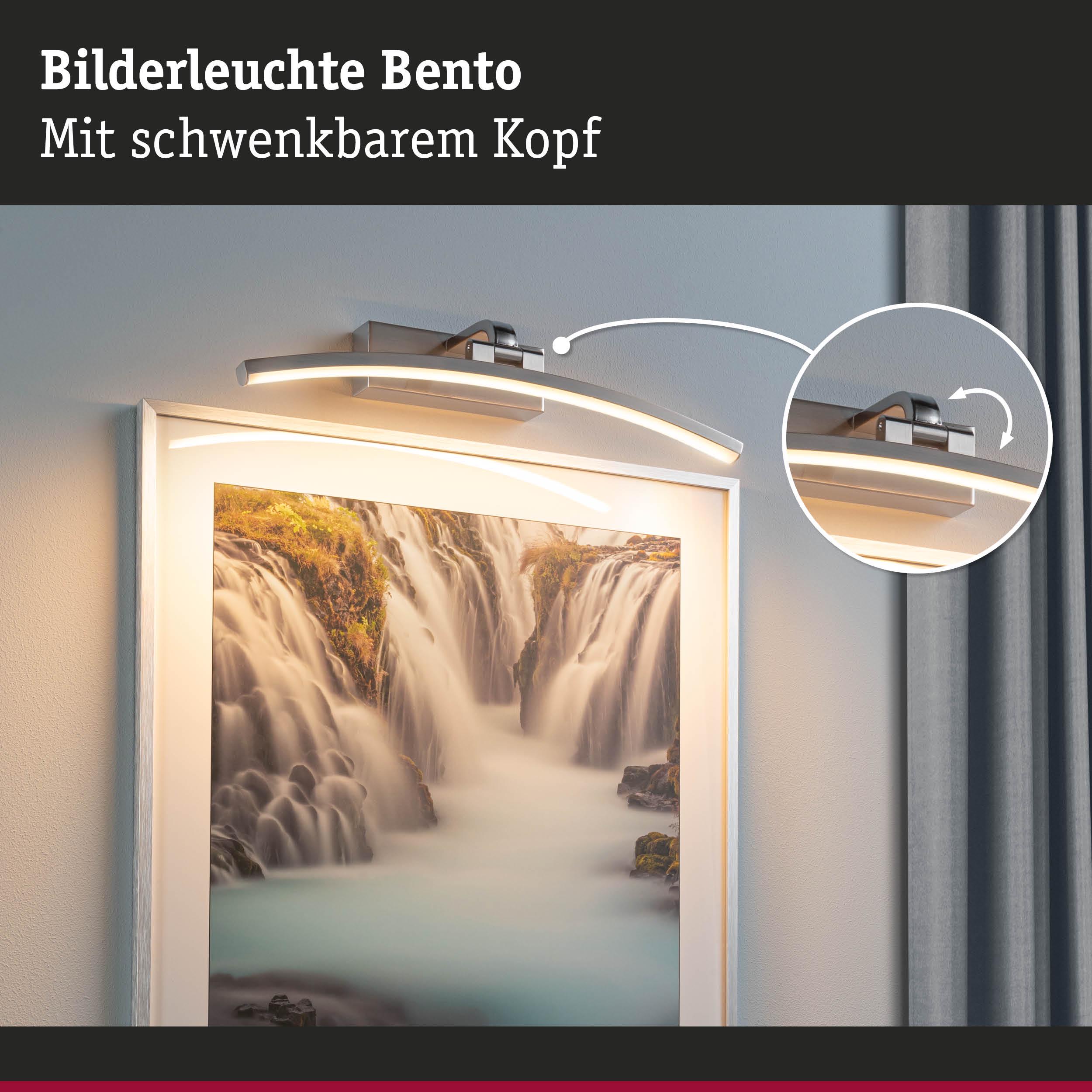 Bilderleuchte Bento mit schwenkbarem Kopf in gebürstetem Metall für stimmungsvolle Bildbeleuchtung