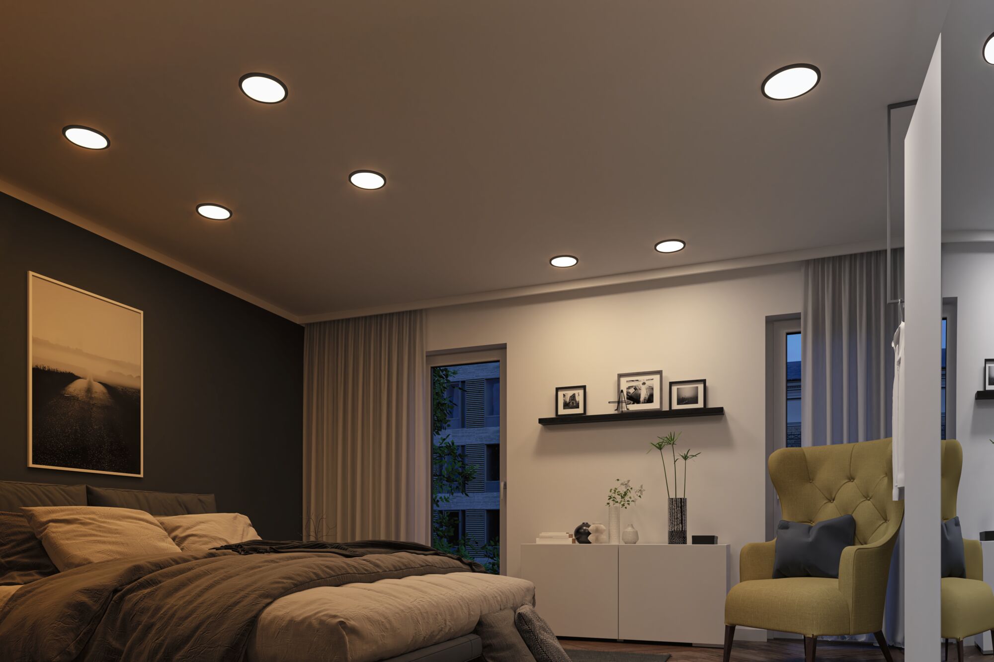 Chambre moderne avec spots LED encastrés blanc chaud au plafond pour un éclairage d'ambiance