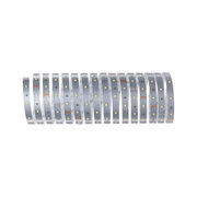Flexibler LED-Streifen in Silber mit warmweißen LEDs für moderne Lichtakzente und Raumbeleuchtung.