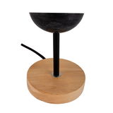Tafellampvoet van licht hout met zwarte metalen staaf en kabel voor moderne verlichting