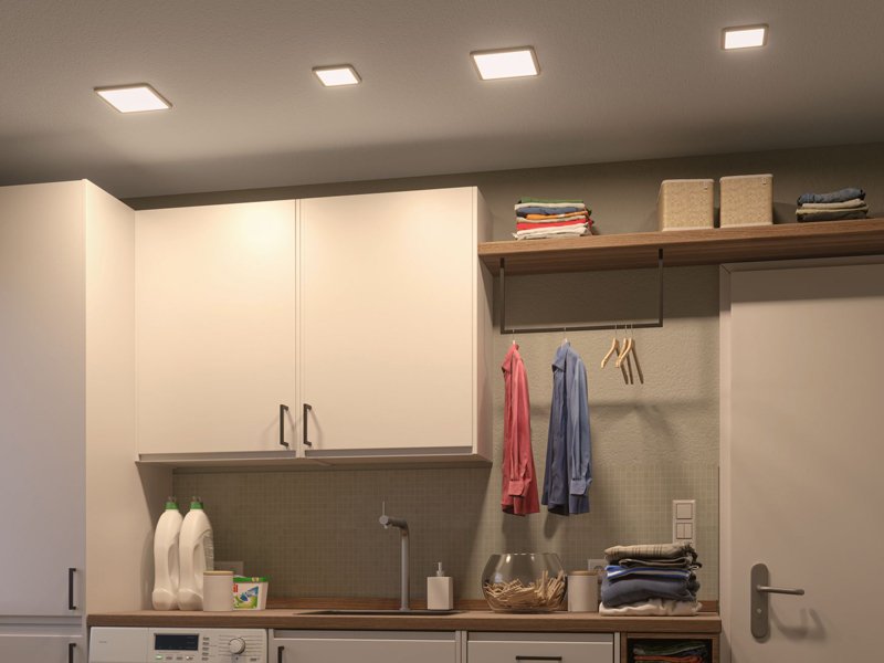 Funktionale LED Einbaupanels für den Flur oder Hauswirtschaftsraum