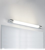 Moderne LED-Wandleuchte in Chrom und Weiß für Badspiegelbeleuchtung mit energiesparender Technik