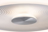 Plafonnier moderne avec abat-jour en plastique blanc et centre en métal argenté pour salon.