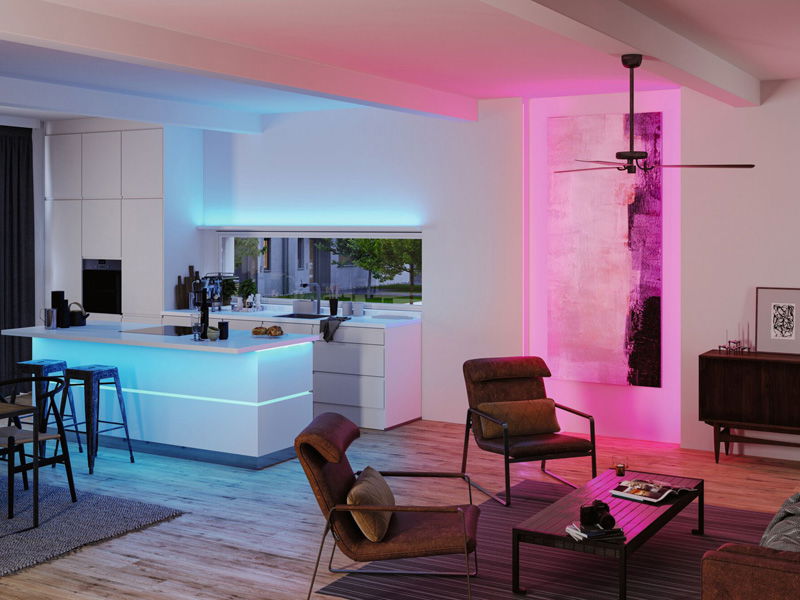 Modernes Wohnzimmer mit smarten LED-Deckenleuchten in Weiß für energieeffiziente Raumbeleuchtung.