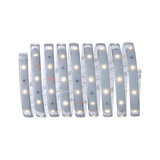 Flexibele LED-strip met warmwitte LEDs en zelfklevende achterkant voor veelzijdige verlichting.