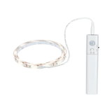 Weißes LED-Lichtband mit Bewegungsmelder und Steuergerät für flexible Lichtakzente im Innenbereich