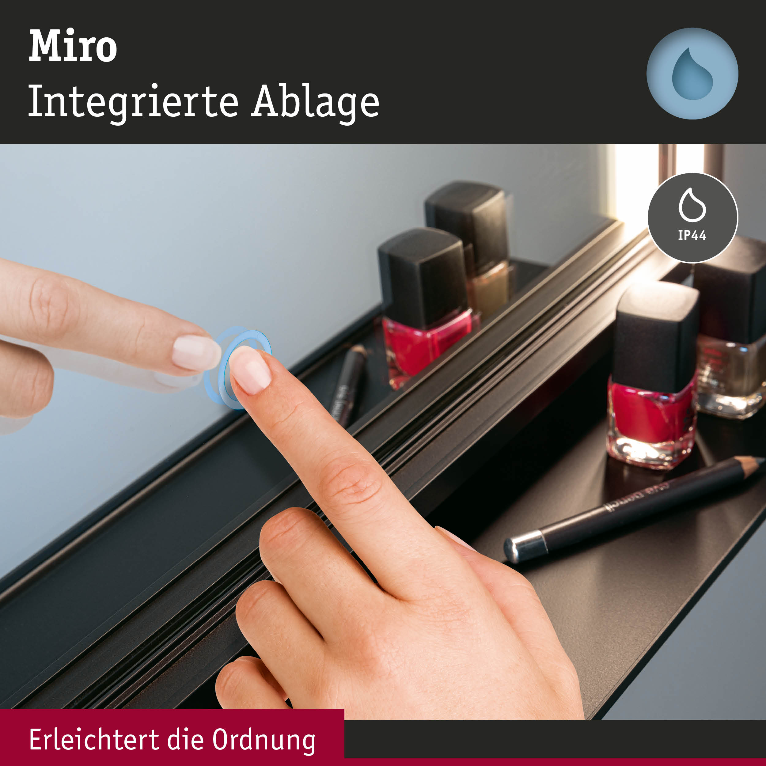 Schwarze Ablage mit integriertem Nagellack und Kosmetikstiften für mehr Ordnung im Bad.