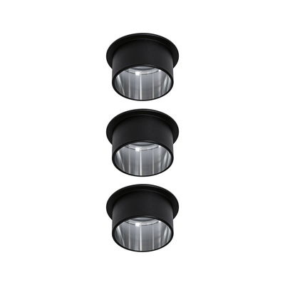 Drei schwarze Einbauleuchten aus Metall mit silbernem Reflektor für moderne LED-Beleuchtung