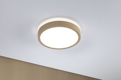 Runde Deckenleuchte mit beige Stoffrand und hellem LED-Licht für modernes Wohnambiente