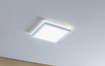 Firkantet hvid LED-loftlampe med moderne design til energieeffektiv belysning