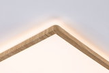 Eckige Deckenleuchte mit Holzrahmen in Eiche hell und warmweißem LED-Licht für Wohnräume