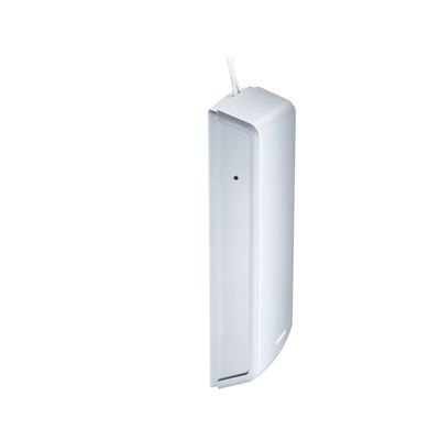 Boîtier en plastique blanc avec câble, appareil électronique moderne pour domotique