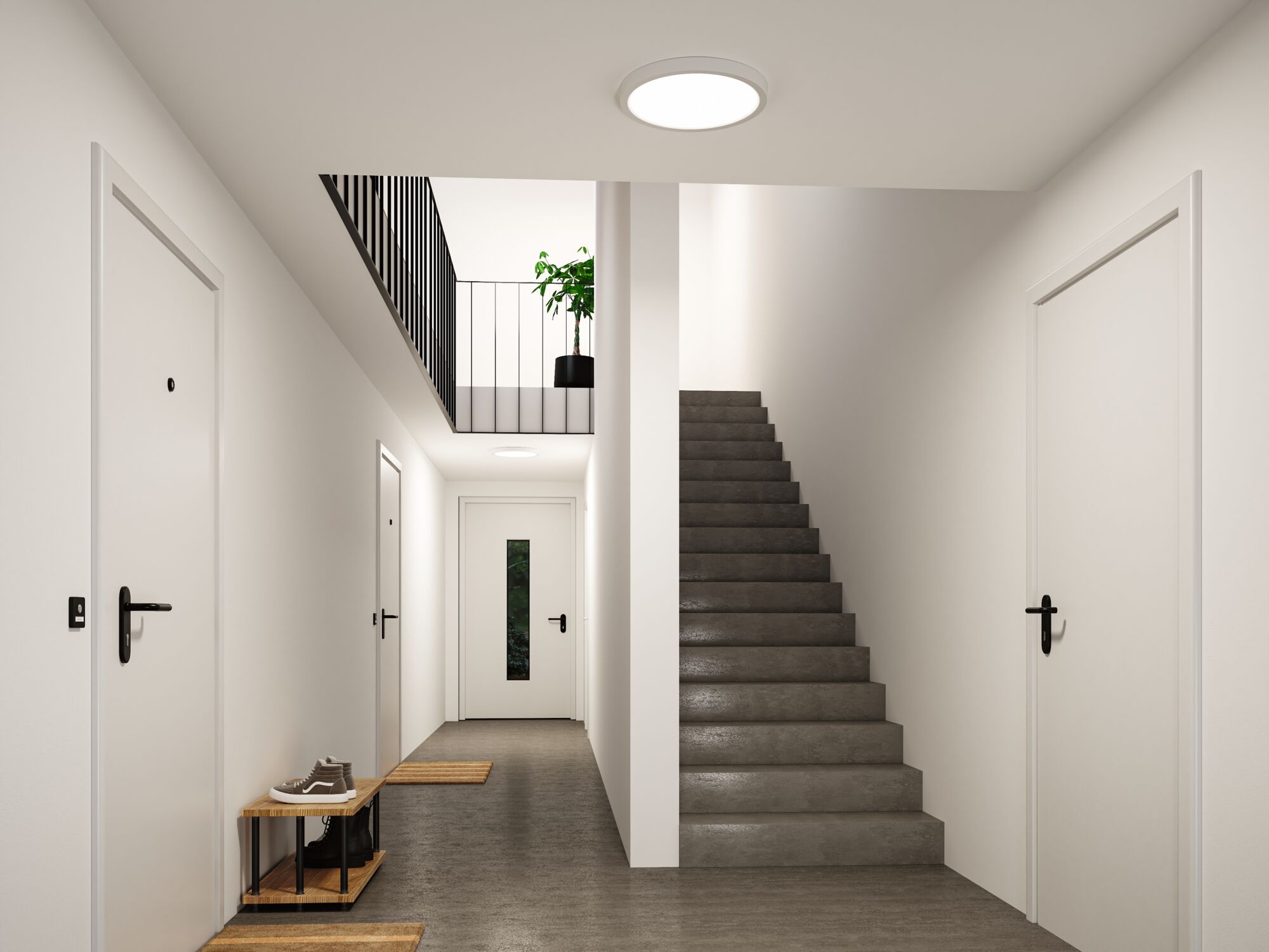 Rundes LED-Deckenlicht in Weiß in modernem Flur mit Treppe und weißen Türen, energiesparende Beleuchtung