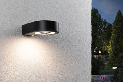 Schwarze LED-Außenwandleuchte aus Metall mit warmweißem Licht für Garten und Terrasse