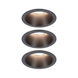 Drei runde Einbauleuchten in mattem Schwarz mit warmweißem LED-Licht für moderne Raumbeleuchtung