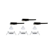 Drei weiße Einbaustrahler mit GU10 LED-Lampen und schwarzen Anschlusskabeln für LED-Einbaustrahler.