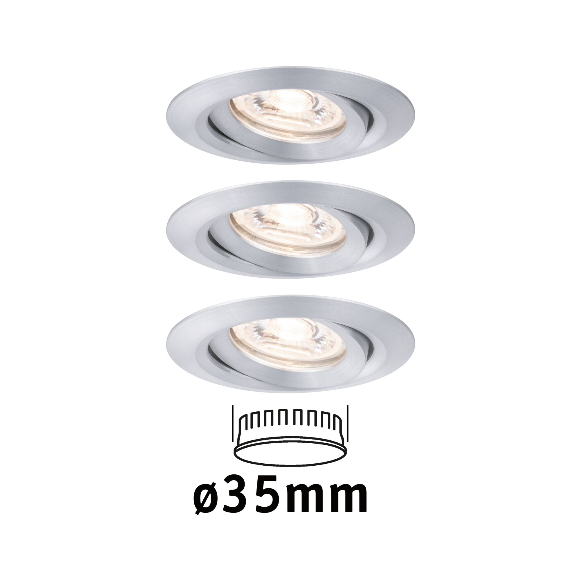 Tre runde indbygningsspots i børstet sølvfarvet aluminium med 35 mm diameter.