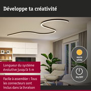 Plafonnier LED noir incurvé avec lumière blanc chaud pour un salon moderne