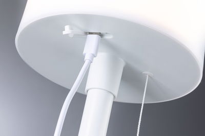 White lampshade with USB cable connection and pull switch made of plastic for modern lighting