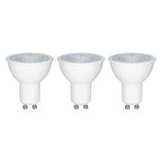 Drie witte GU10 LED-spotjes met kunststof behuizing voor energiezuinige verlichting
