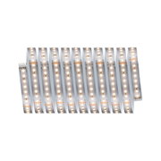 Flexibler LED-Lichtstreifen mit warmweißen LEDs auf silberner Platine für vielseitige Beleuchtung
