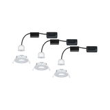 Drei weiße LED-Einbaustrahler mit schwarzem Kabel und Schalter für moderne Innenbeleuchtung.