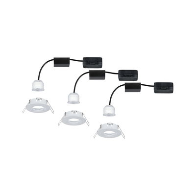 Drei weiße LED-Einbaustrahler mit schwarzem Kabel und Schalter für moderne Innenbeleuchtung.