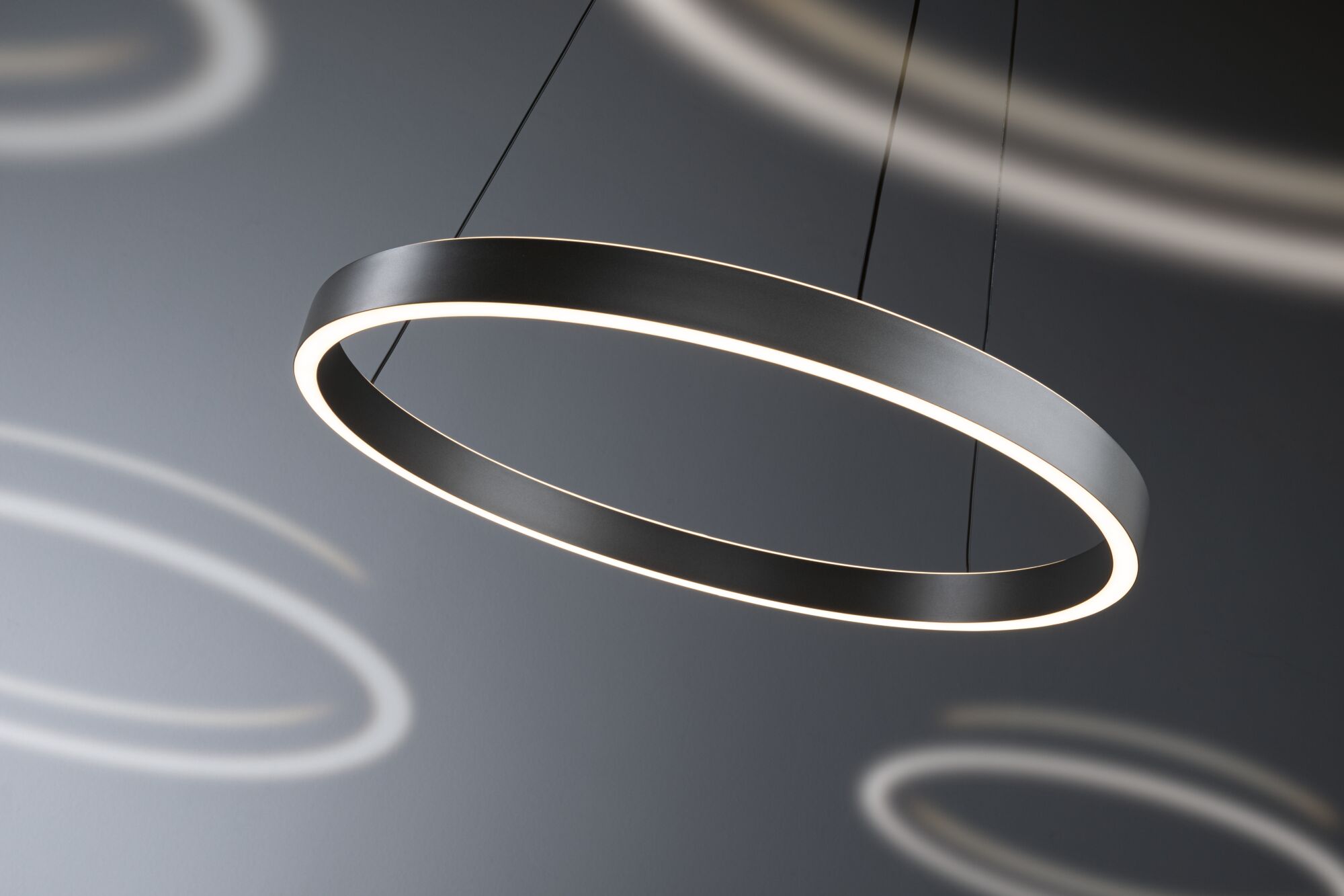 LED Pendelleuchte 3-Step-Dim Talione 2700K 1800lm 32W Titanium