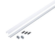 Profil LED en aluminium argenté avec diffuseur blanc et clips de montage pour bande LED
