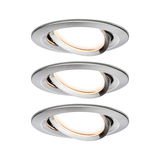 Trois spots encastrés ronds en aluminium brossé avec lumière LED blanc chaud pour éclairage intérieur moderne.