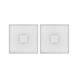 Twee vierkante LED-wandlampen met wit glas en aluminium middenstuk voor modern lichtontwerp