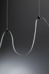 Moderne grå LED-pendel med fleksibel stofbeklædning til stilfuld rumbelysning