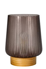 Glazen windlicht met patroon in rookgrijs op lichte houten voet, decoratief woonaccessoire