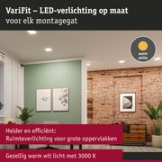 LED plafondverlichting met warm wit licht 3000K voor grote ruimtes met moderne inrichting