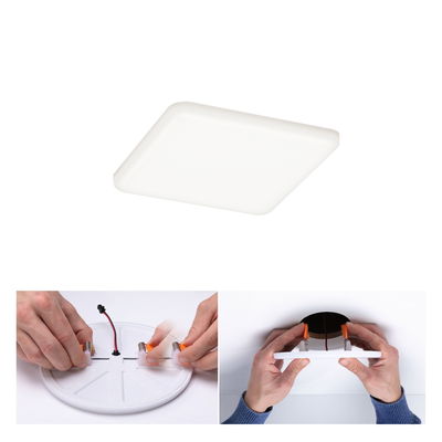 Weißes quadratisches LED-Deckenlicht aus Kunststoff mit Montageclips und Anschlusskabel für Wohnräume.