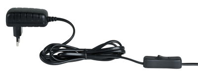 Adaptateur secteur noir en plastique avec prise Euro et interrupteur intégré pour éclairage.
